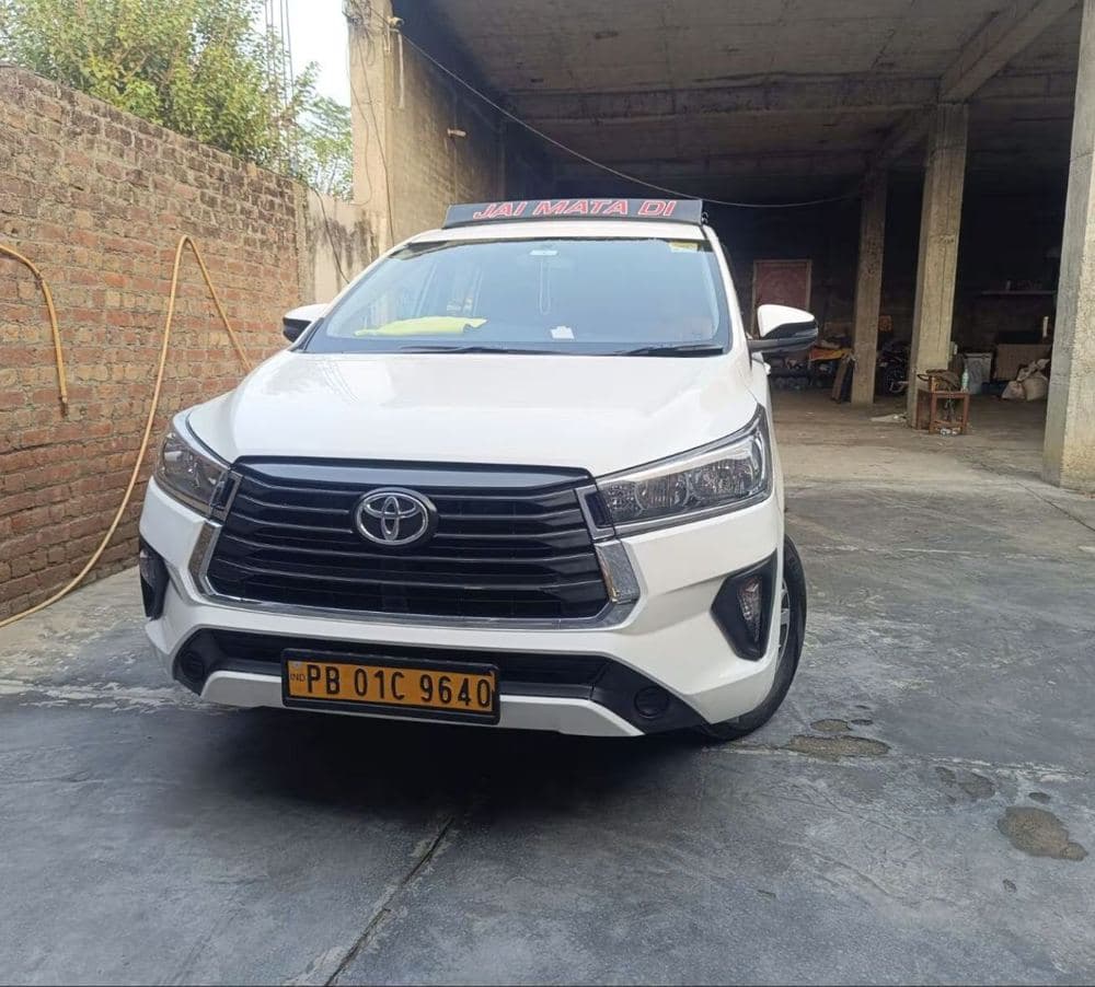 Innova Crysta